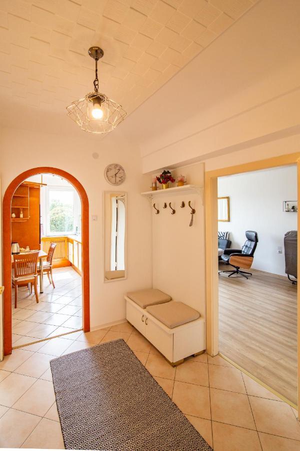 Best Rated Central Apartment Vienna - Ac, Wifi, 24H7Days Self Check-In, Board Games, Netflix Екстериор снимка